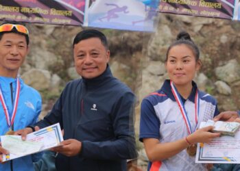 एभरेष्ट भ्यु ट्रेल म्याराथनको पुरुष तर्फकोउपाधी महाकुलुङका अर्जुनलाई, महिलामा तर्फ प्रथम कालेबुङकी सविना (फोटो फिचर सहित)