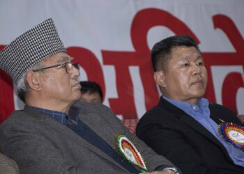 नेकपा एमाले सोलुखुम्बुको जिल्ला आधिवेशन सुरु, बादलले गरे उद्घाटन