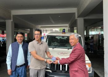 काङ्ग्रेस नेता कार्कीको पहलमा नेचासल्यानलाई एम्बुलेन्स