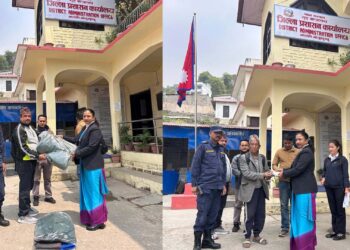 २ अग्निपीडितलाई साेलु प्रशासनको राहत