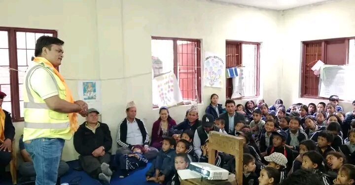 सिंहकाली आविका विद्यार्थीलाई सडक सुरक्षा सम्बन्धी तालिम