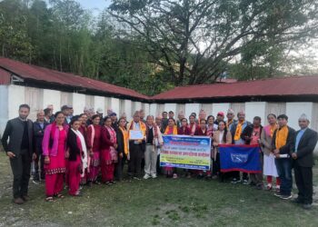 नेपाल शिक्षक संघ सोलुखुम्बुले ग¥यो पूर्व अध्यक्षहरूको सम्मान 