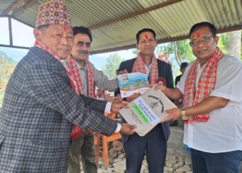 ऐसेलुखर्क गाउँपालिकामा सञ्चालित १९ वटा कृषक समुह पालिकालाई हस्तान्तरण 