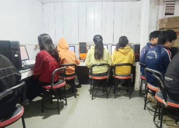 ब्राइट फ्युचर कम्प्युटर सेन्टरमा नि : शुल्क कम्प्युटर कक्षा जारी, १ सय बढीले लिए कक्षा