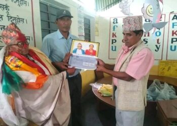 नेचासल्यानमा अवकाश प्राप्त शिक्षकद्वारा अक्षयकोष स्थापना, पुर्व विद्यार्थीद्वारा शुद्ध खानेपानीको थालनी