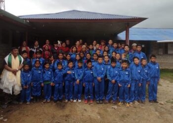 खरीखोला माविलाइ २१ लाख बढीको शैक्षिक सामाग्री तथा छात्रबृत्ति