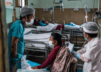 सोलुखुम्बुमा ह्वात्तै बढे मौसमी बिरामी