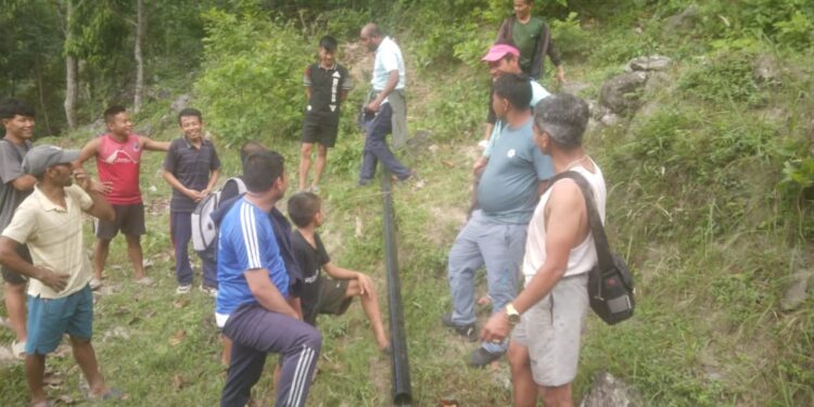 चार दशकदेखि सिञ्चाईको पर्खाइमा रहेका देउसालीको माग पुरा, खेतमा पानी पुगेपछि भए हर्षित