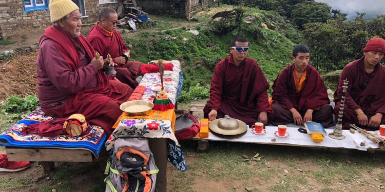 पिके पिक क्षेत्रमा  १८ वटा मानेकाे प्राण प्रतिष्ठान  र पुजा सम्पन्न