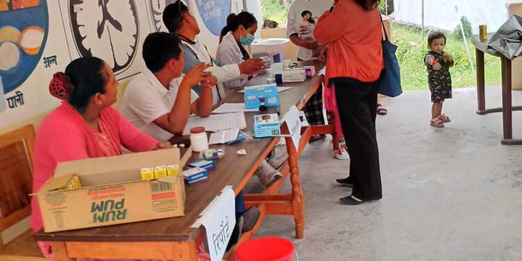 सोताङ गाउँपालिकामा ९७ जनाको रगत परिक्षण