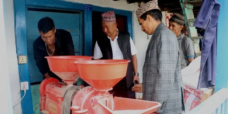 भोजपुरको वैकुण्ठेमा विद्युत् विस्तार भएसँगै स्थानीयलाई सहजता