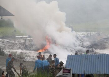 त्रिभुवन अन्तर्राष्ट्रिय विमानस्थलमा सौर्य एअरलाइन्सको जहाज दुर्घटना