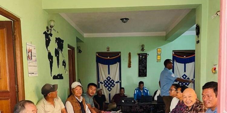 लिखुपिके गाउँपालिका : सापेका ४१ जना नागरिकले लिए काठमाण्डौँबाटै सेवा