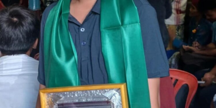 एसइईमा उत्कृष्ट अङ्क ल्याउने खालिङ राई विद्यार्थी सम्मानित