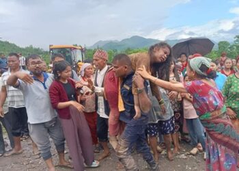 सुर्खेतमा वर्षाले घर भत्किँदा किशोरी घाइते