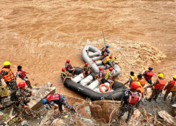 त्रिशूलीमा बेपत्ता बस खोज्न सरकारले माग्यो भारत र बंगलादेशको सहयोग
