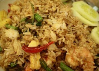 ग्राहकलाई बासी खाना खुवाउँदा तिर्नुपर्यो दुई लाख जरिवाना