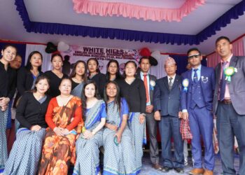  आज गुरु पुर्णीमा सल्लेरीका विद्यार्थीले गरे गुरुहरूको सम्मान 