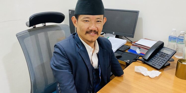 खोटाङका कम्प्युटर अपरेटर राई प्रधानमन्त्री ओलीको सदावहार रोजाइमा