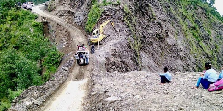 वर्षौँ बित्दा पनि भएन कटारी – घुर्मी सडक कालोपत्रे