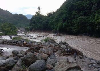 भोजपुरमा बाढीले बगाएर हाइड्रोमा कार्यरत २ जना मजदुर बेपत्ता