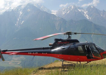 नुवाकोटको शिवपुरीमा हेलिकप्टर दुर्घटना, ४ जनाको मृत्यु