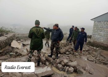 थप अप्डेट : थामे गाउँमा आएको बाढीमा ७ जनाको उद्धार, एउटा विद्यालयसहित १४ वटा घर बगायो