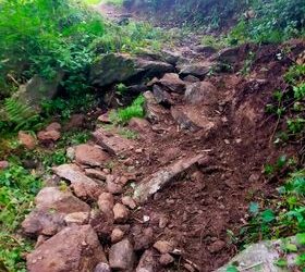 पावै सामुदायीक उपभोक्ता समितिले गर्याे गोरेटो बाटो सरसफाई