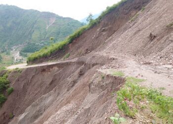 उदयपुर कृषि सडक चार दिनदेखि अवरुद्ध