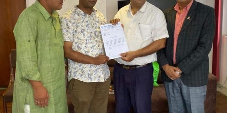 नगरप्रमुख तेजन खनालको पहलमा ओखलढुंगाका नागरिकले नि: शुल्क शल्यक्रिया सेवा पाउने