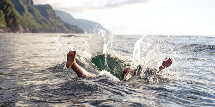 खोटाङमा खोलामा नुहाउने क्रममा डुबेर दुई बालकको मृत्यु