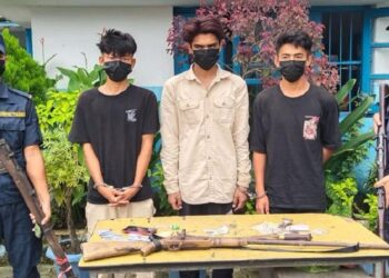 झापामा चोरी आरोपमा फरार व्यक्ति बन्दुकसहित पक्राउ