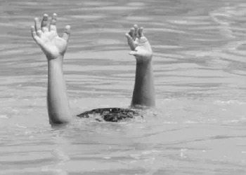 पौडी खेल्न पसेका ३ मध्ये  एक बालकको डुबेर मृत्यु 