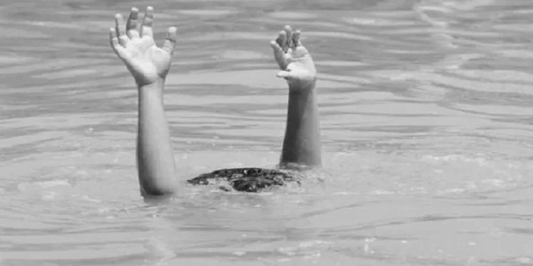 पौडी खेल्न पसेका ३ मध्ये  एक बालकको डुबेर मृत्यु 