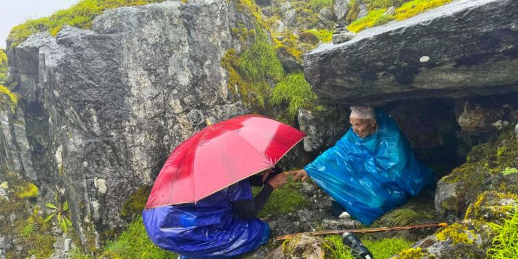 चार हजार छ सय उचाईमा नेपाल लाइफ इन्स्योरेन्सको स्वास्थ्य शिविर सम्पन्न