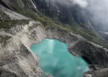 खुम्बुमा हिमताल विष्फोटबाट आएको बाढी सम्बन्धी प्रतिवेदन सार्वजनिक