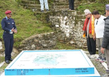 कोशीका कानून मन्त्रीसहितको टोलीले ग¥यो सोलुका सुरक्षा निकायका कार्यालयको अवलोकन 