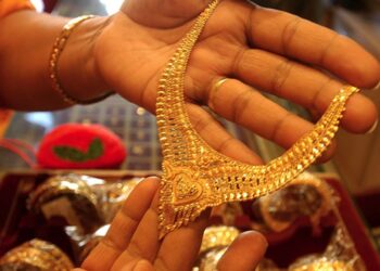 सुनको भाउ आज एकै दिन ४ हजार रुपैयाँले घट्यो