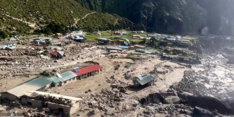 थामेमा बाढीका कारण अवरुद्ध टेलिकमको सेवा सुचारु