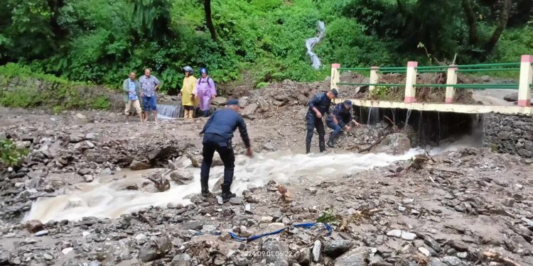 सल्लेरी, नेले हुदै सोताङ तर्फ जाने सडक सुचारु