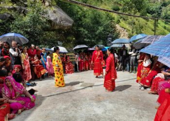  गुप्तेश्वर महादेव पार्वती मन्दिर तिङ्लामा तिज विशेष संगीनि नृत्य प्रतियोगिता सम्पन्न 