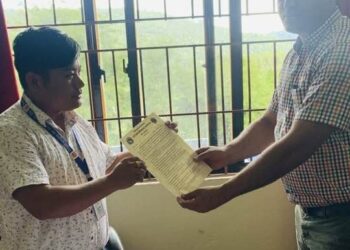  चिशंखुगढीका अध्यक्ष र प्रशासकीय अधिकृत बीच कार्य सम्पादन सम्झौता 