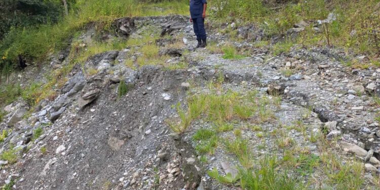 खहरे खोलाको सडक खुलाउन स्थानीय सरकार र प्रहरी बिच छलफल