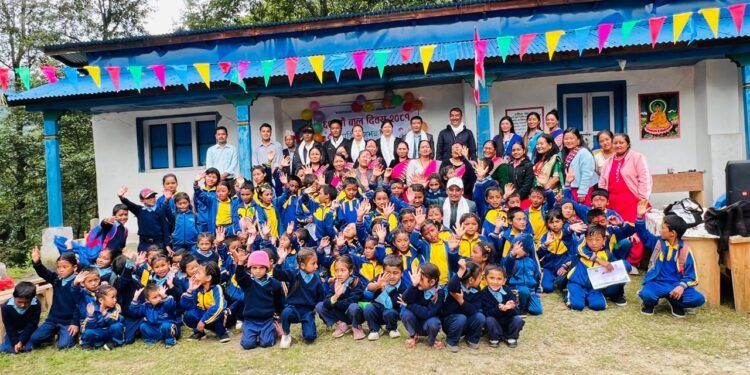 वडा कार्यालय दाेर्पुकाे अायाेजनामा मनाइयाे बाल दिवस