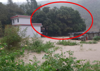 अझै उद्धार भएन, सिन्धुलीको भंगालोमा फसेका ३३ शिक्षक विद्यार्थी