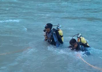 दूधकोशी नदिमा : बेपत्ता नभेटिएपछि उद्धार टोली फर्कियो