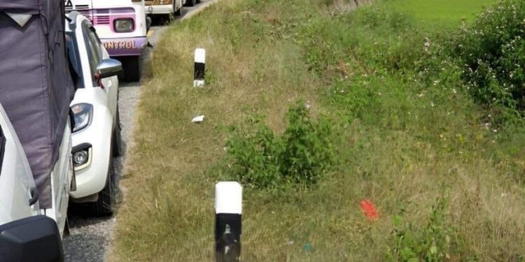 विपी राजमार्गको कष्टप्रद यात्रा, ३ घण्टाको जामले दिक्क यात्रु 