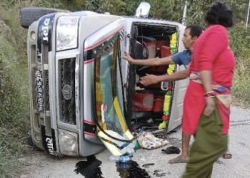 ओखलढुंगामा जीप दुर्घटना : २ जना घाइते