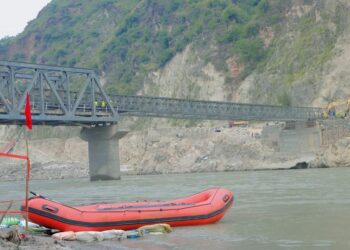 सिन्धुली–रामेछाप जोड्ने सुनकोशी नदी पुलमा बेलिव्रिज जोडियो