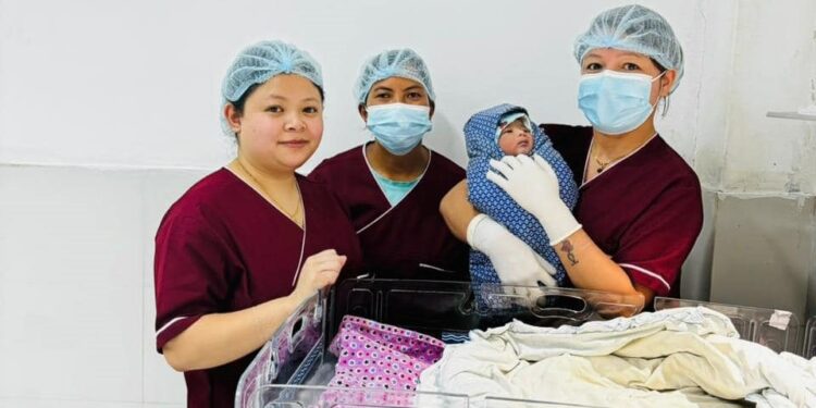 थुलुङ दुधकोशी अस्पतालमा शल्यक्रिया मार्फत आठौँ प्रसूती 
